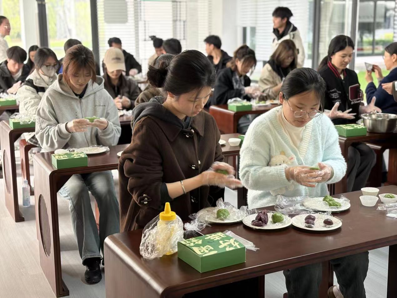 1776252336164256.jpg 13033fa82dc95a9a8f278fbabe4fd0dc.jpg